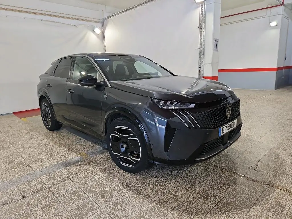 Peugeot E-3008 73 kWh GT 1