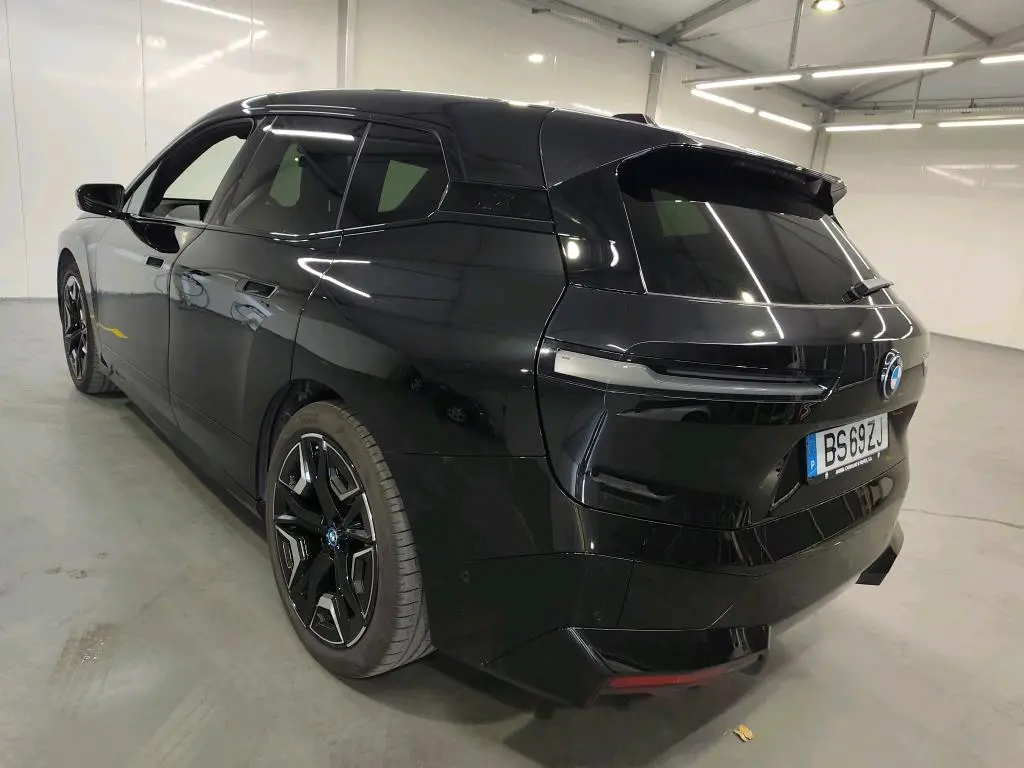 BMW iX xDrive 40 Pack Desportivo 4