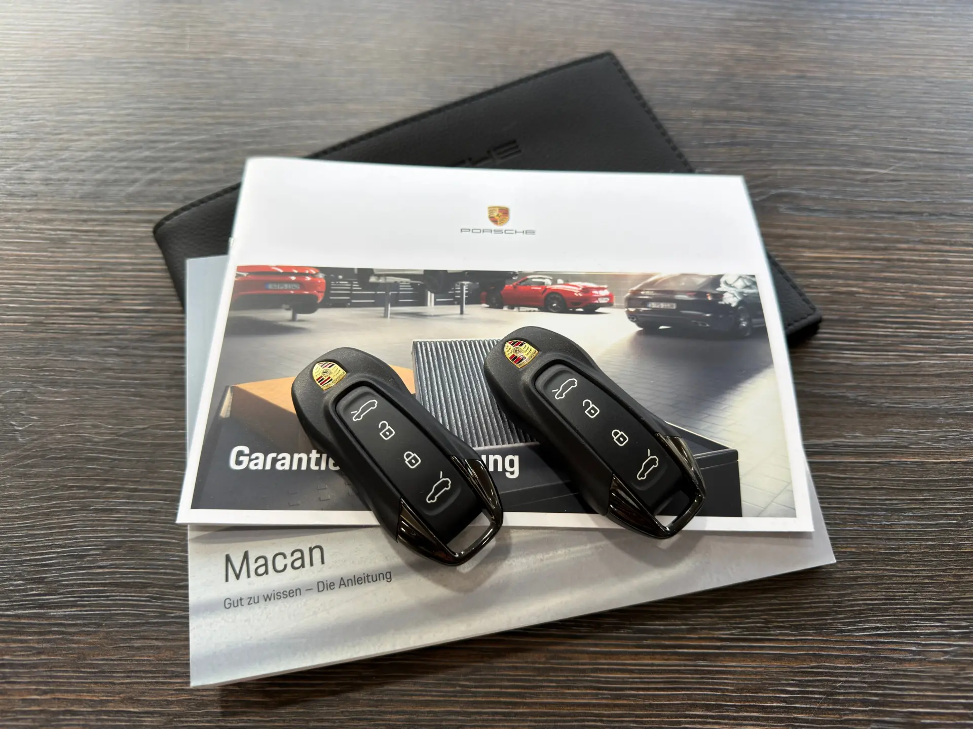 Porsche Macan Electric 4 83