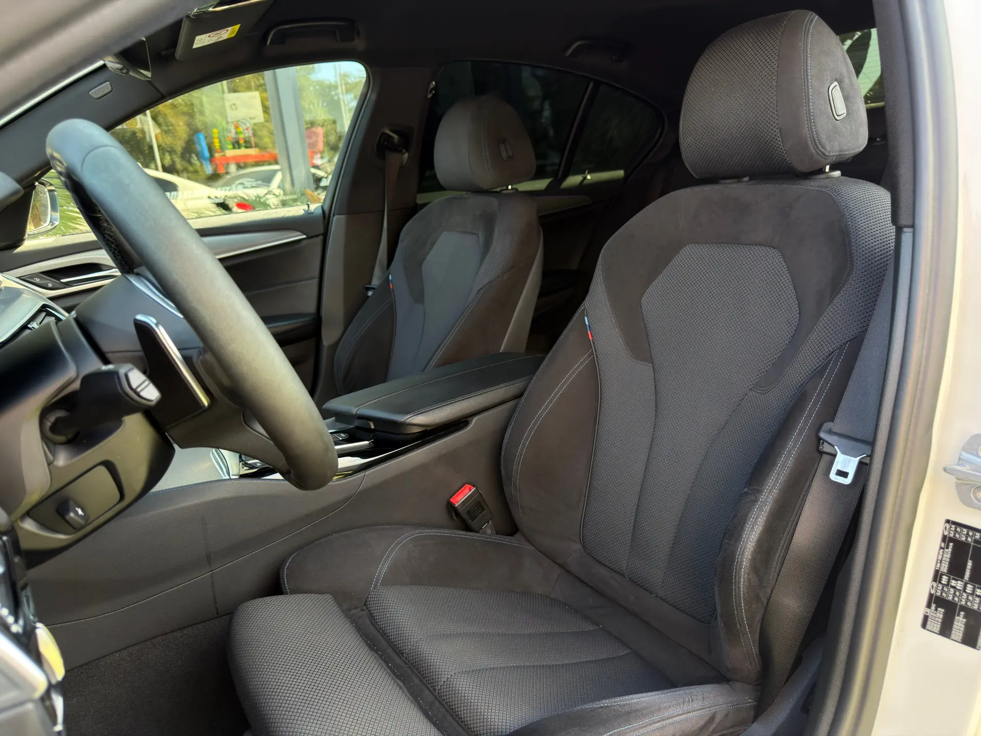 BMW 520 d Pack M Auto 17