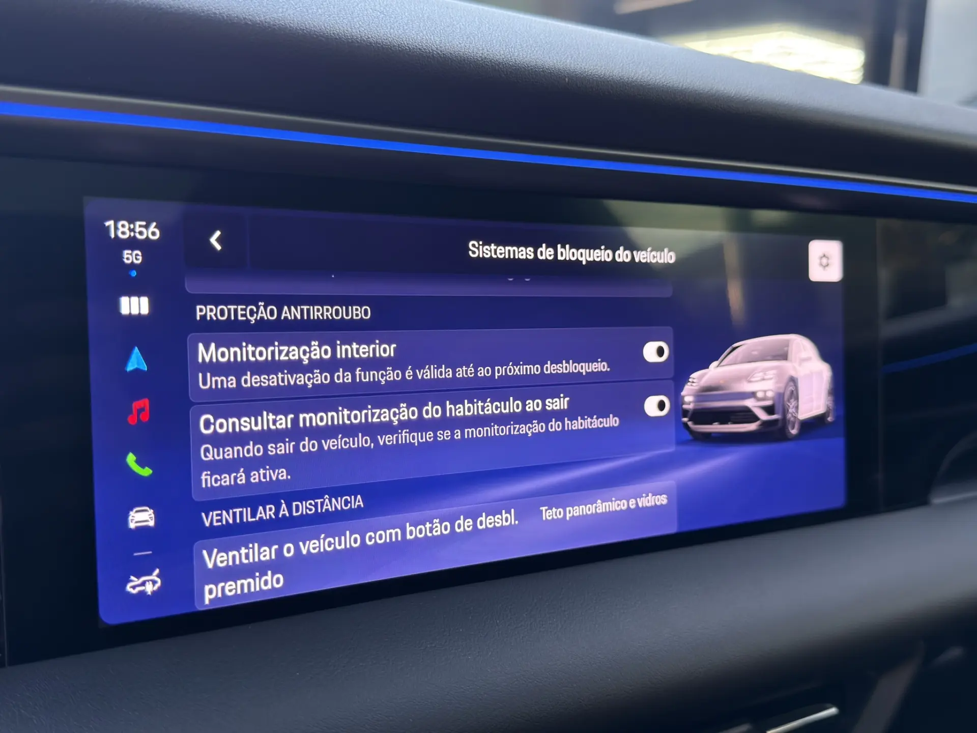 Porsche Macan Electric 4 66