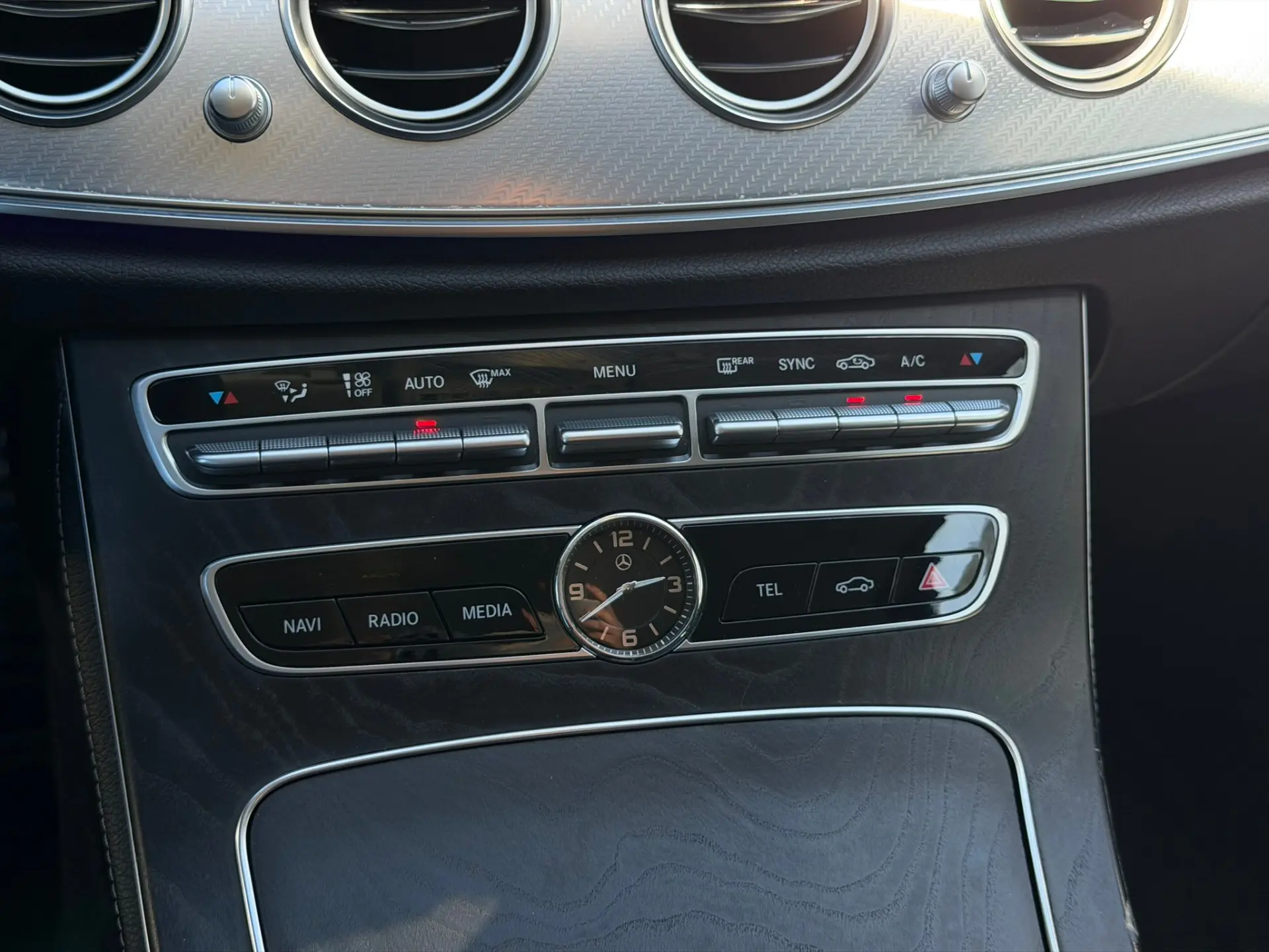 Mercedes-Benz E 220 d Avantgarde 66