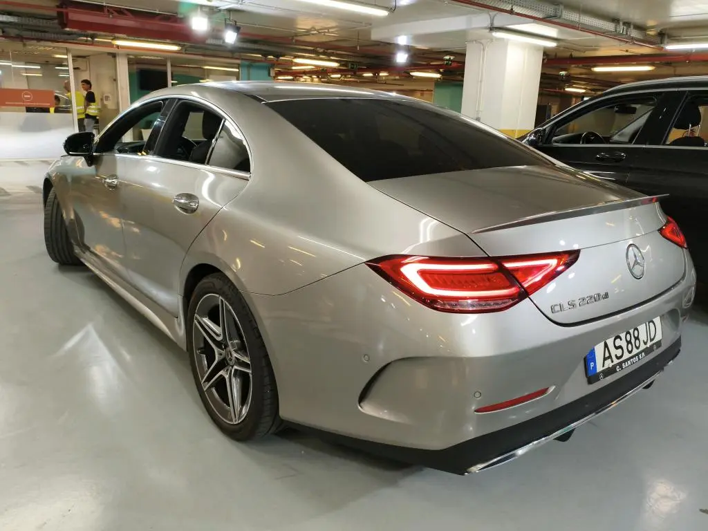 Mercedes-Benz CLS 220 d AMG Line 4