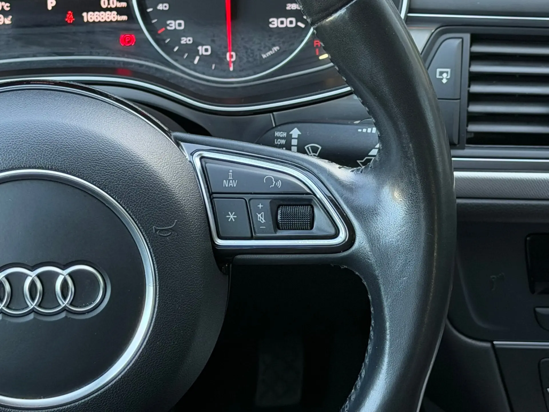 Audi A6 Avant 2.0 TDi Advance S tronic 34