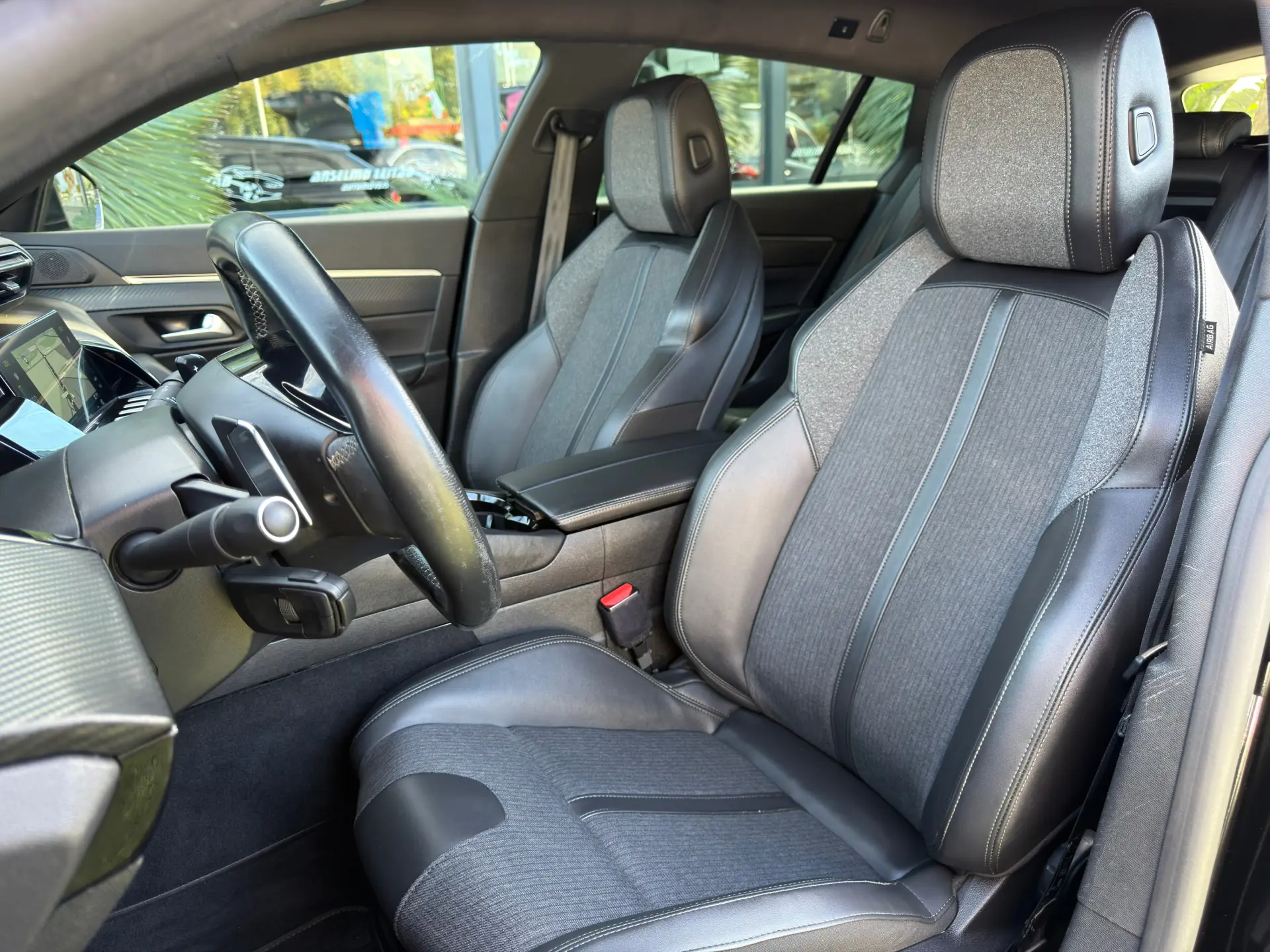 Peugeot 508 SW 1.6 Hybrid Allure e-EAT8 16