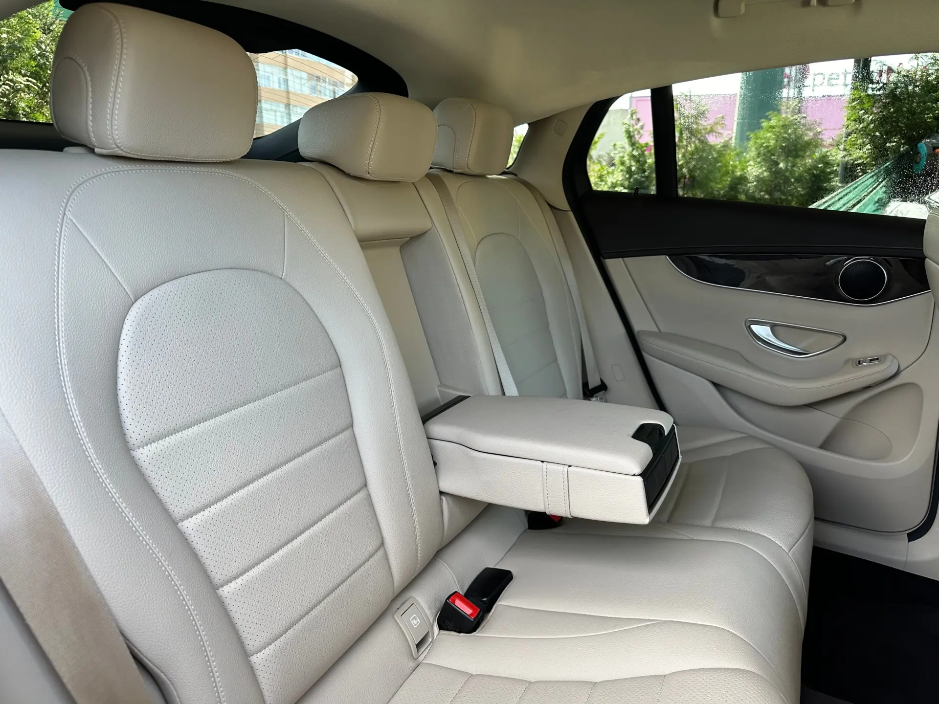 Mercedes-Benz GLC 220 d Coupé 4Matic 16