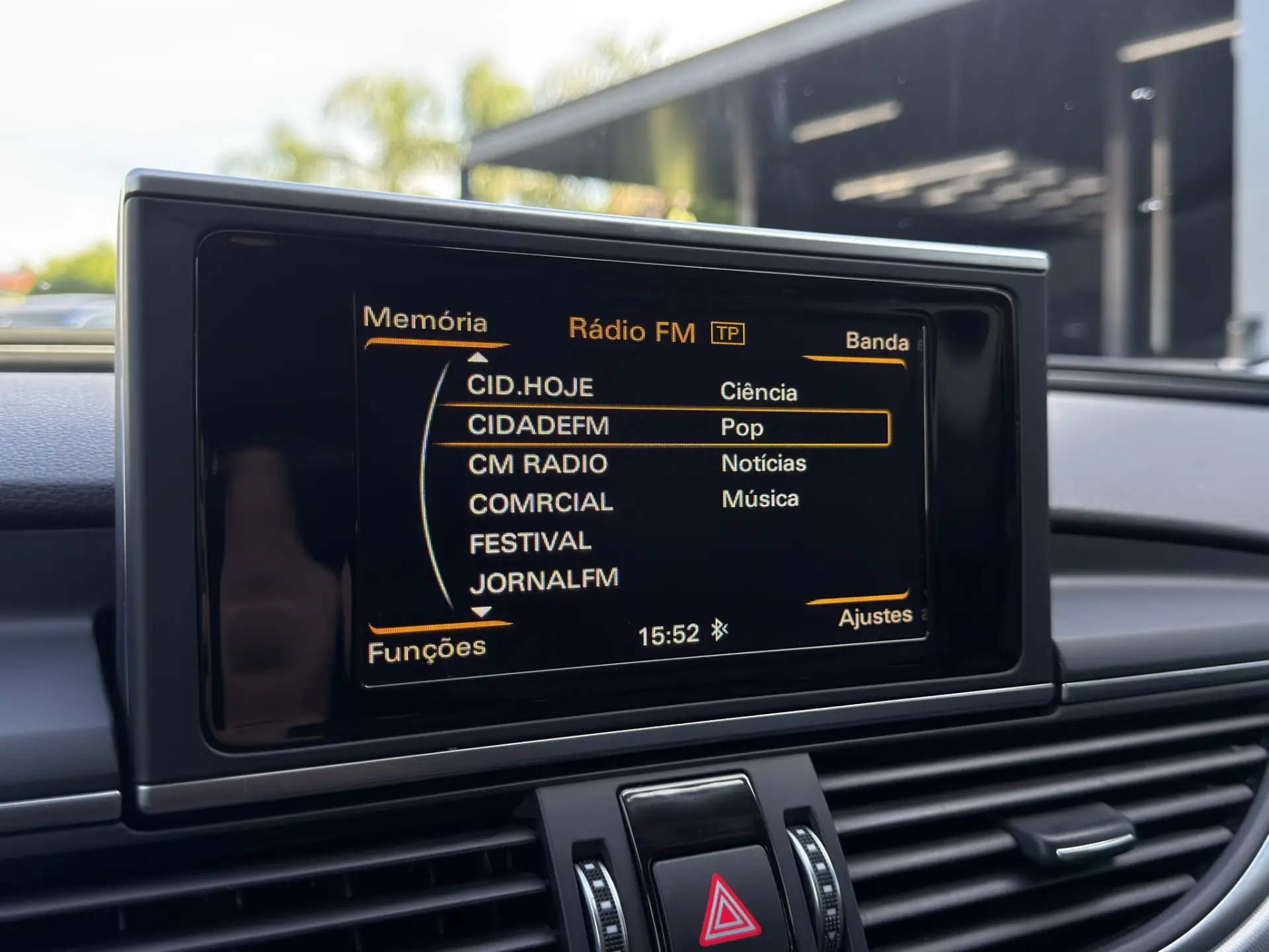 Audi A6 Avant 2.0 TDi Advance S tronic 38