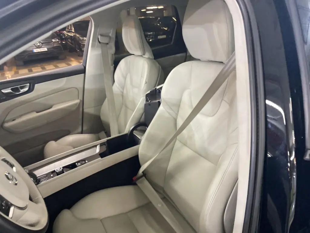 Volvo XC 60 2.0 T6 PHEV Plus Dark AWD 5