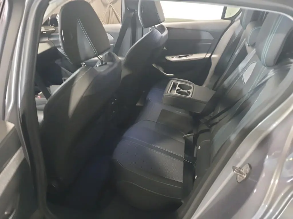 Peugeot 308 1.5 BlueHDi Allure EAT8 7