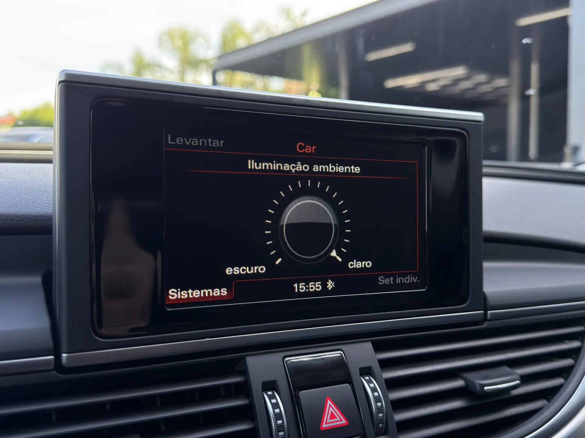 Audi A6 Avant 2.0 TDi Advance S tronic 47