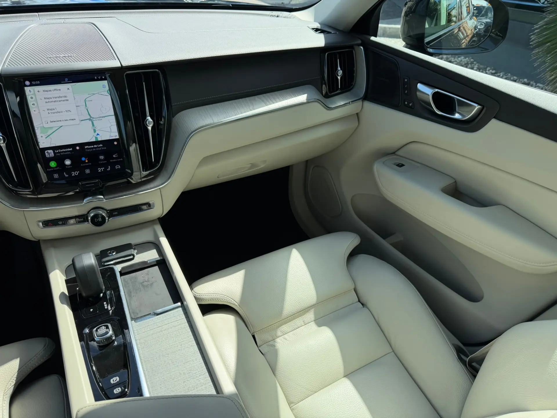 Volvo XC 60 2.0 T6 PHEV Ultimate Dark AWD 29