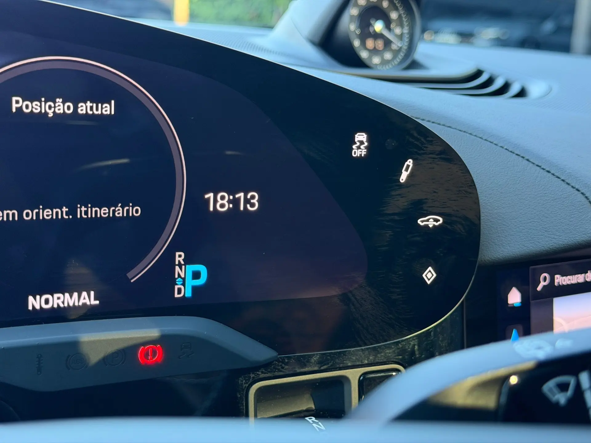 Porsche Taycan Sport Turismo Standard 36