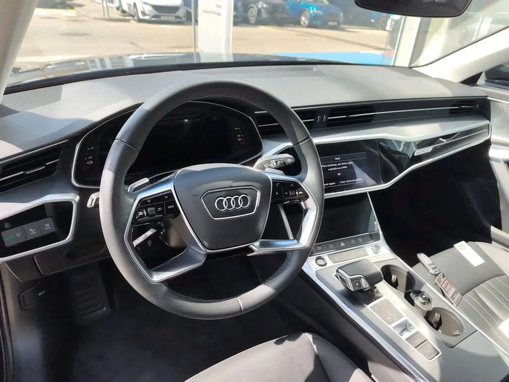 Audi A6 Avant 50 TFSIe quattro S tronic 4