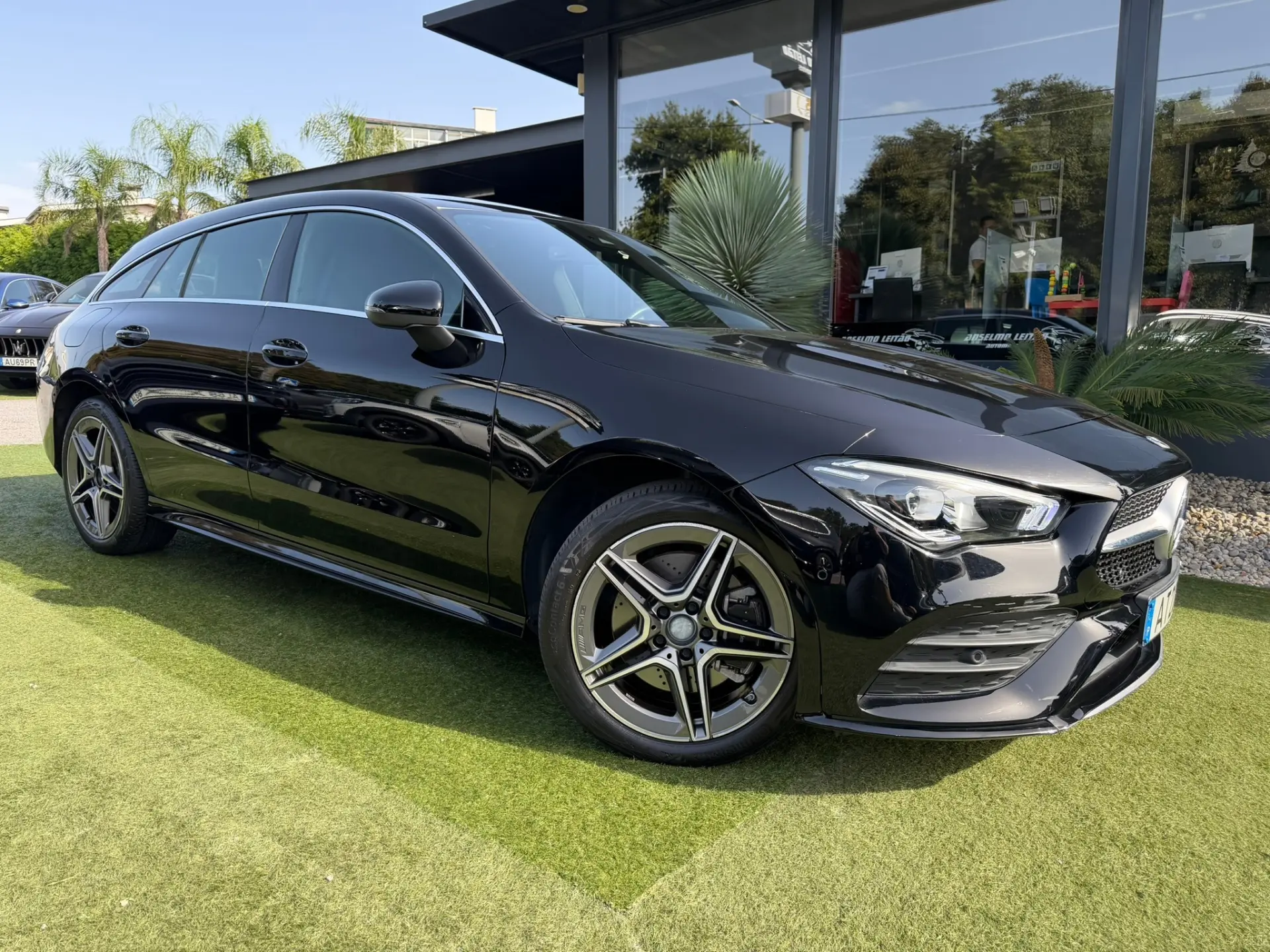 Mercedes-Benz CLA 250 e Shooting Brake AMG Line 7