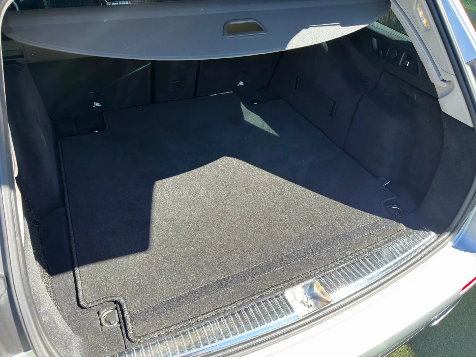 Mercedes-Benz E 220 d Avantgarde 70