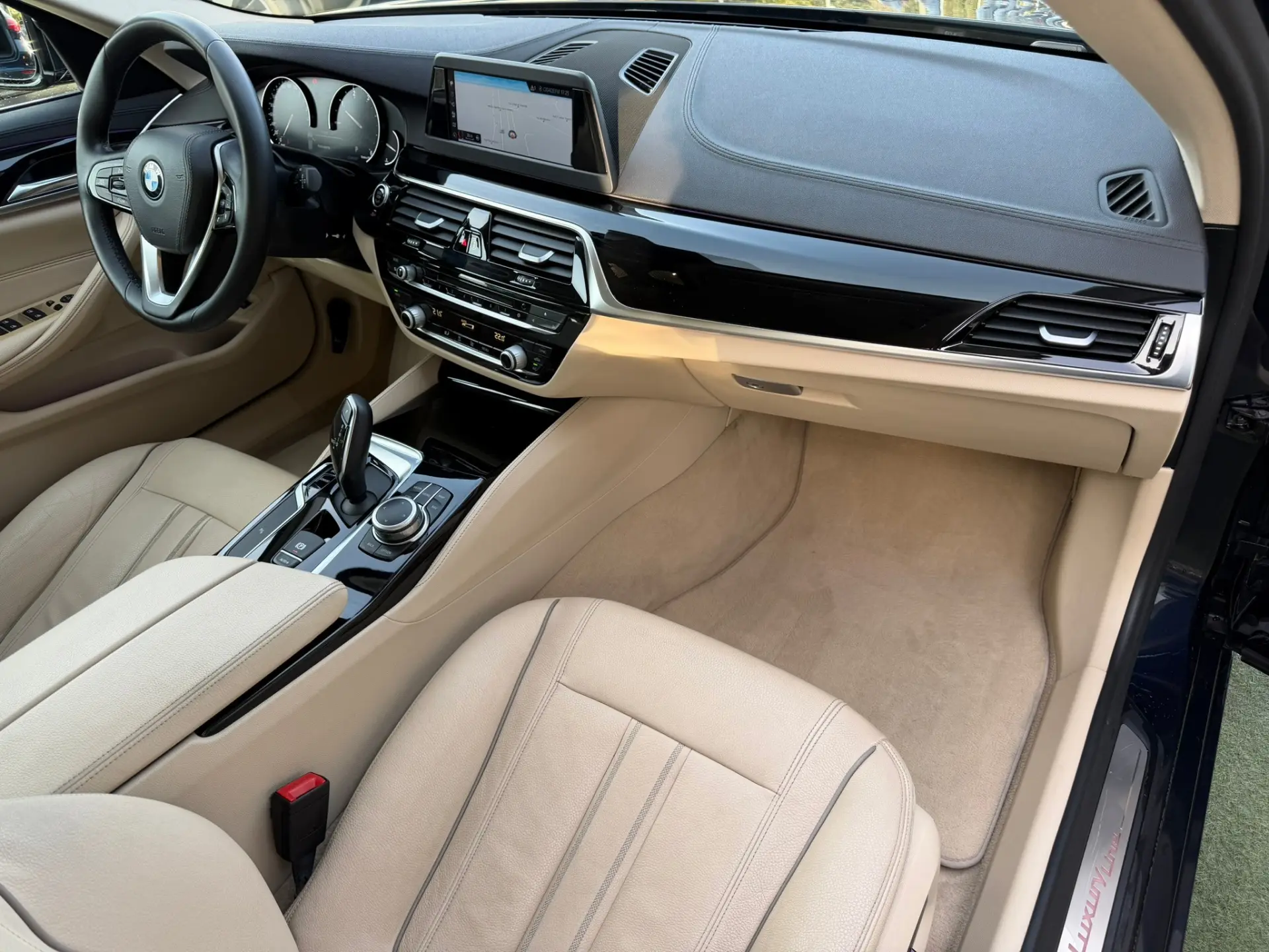 BMW 520 d Line Luxury Auto 16