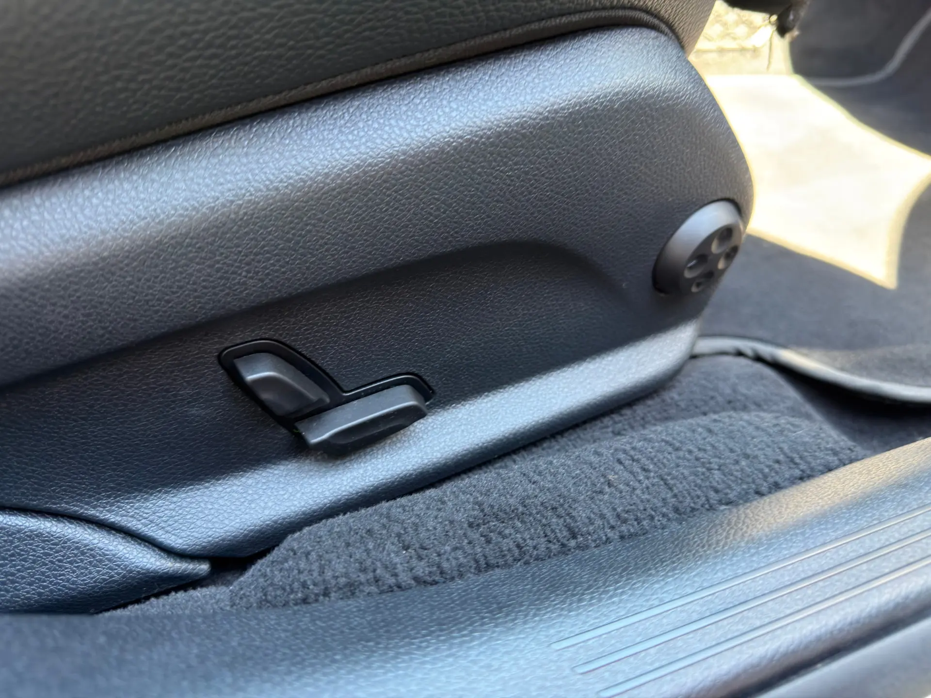 Mercedes-Benz E 220 d Avantgarde 20