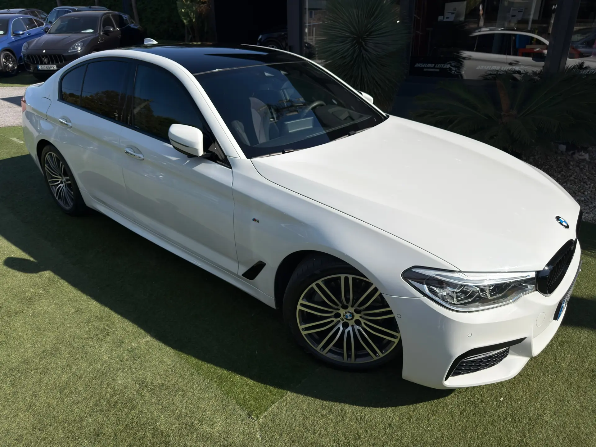 BMW 520 d Pack M Auto 11