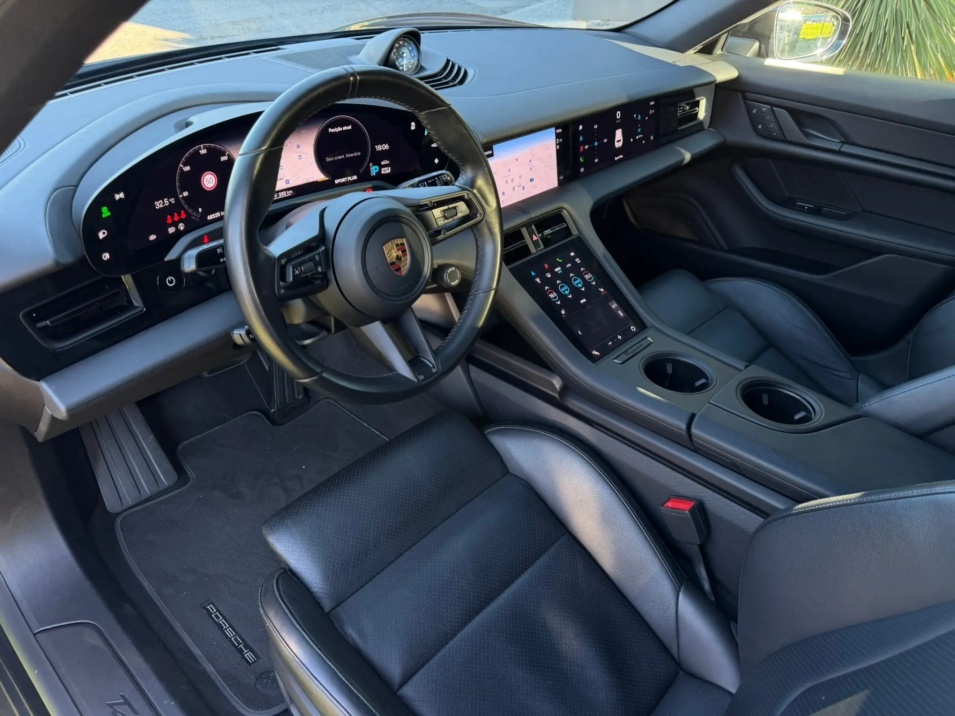 Porsche Taycan Sport Turismo Standard 5