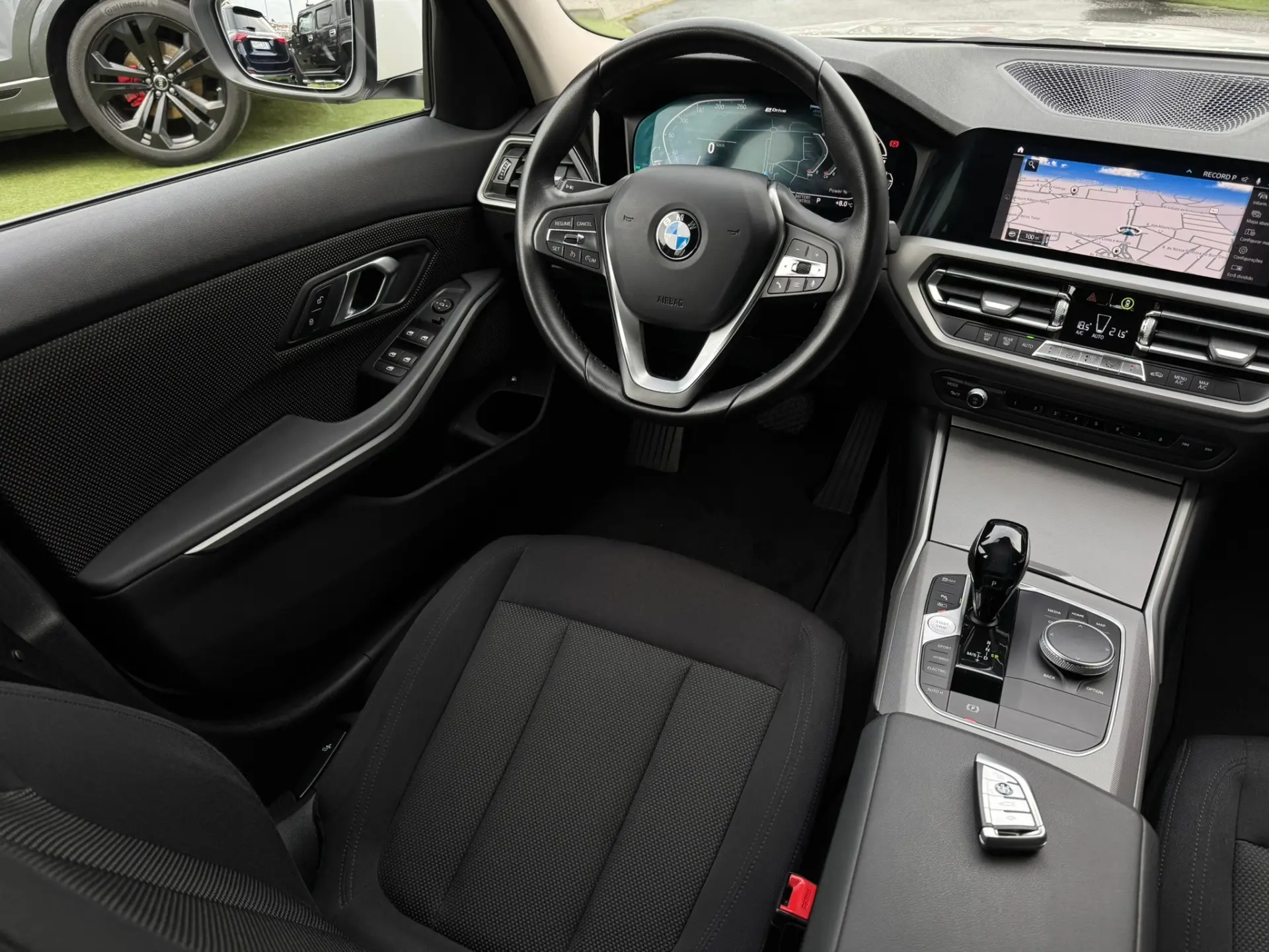 BMW 330 e Corporate Edition Auto 20