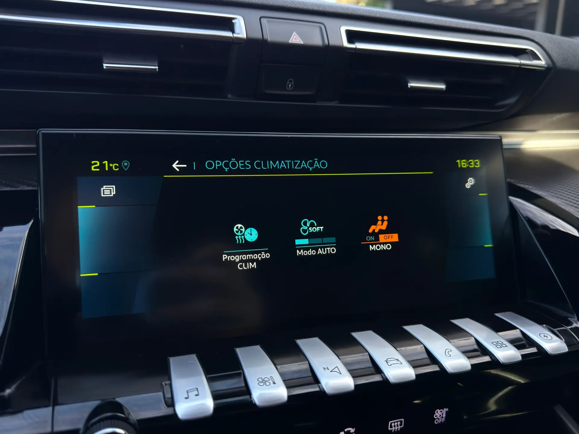 Peugeot 508 SW 1.6 Hybrid Allure e-EAT8 44