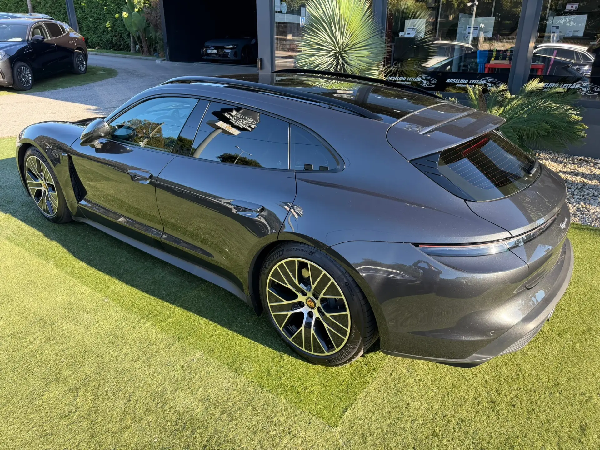 Porsche Taycan Sport Turismo Standard 17