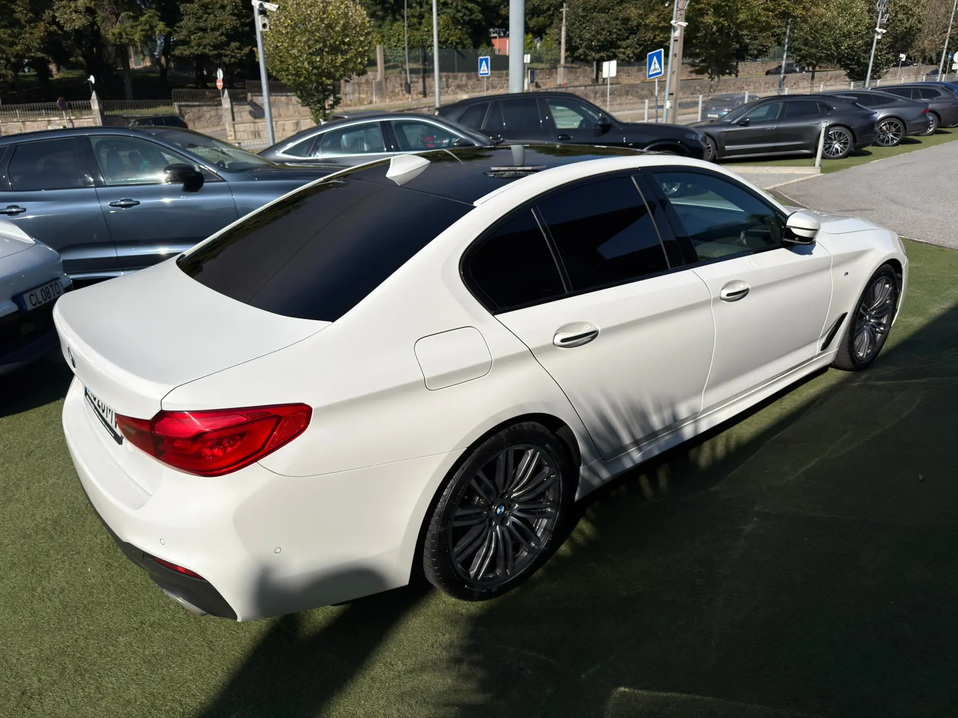 BMW 520 d Pack M Auto 12