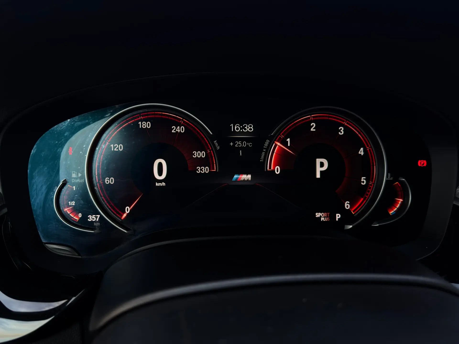 BMW 520 d Pack M Auto 34