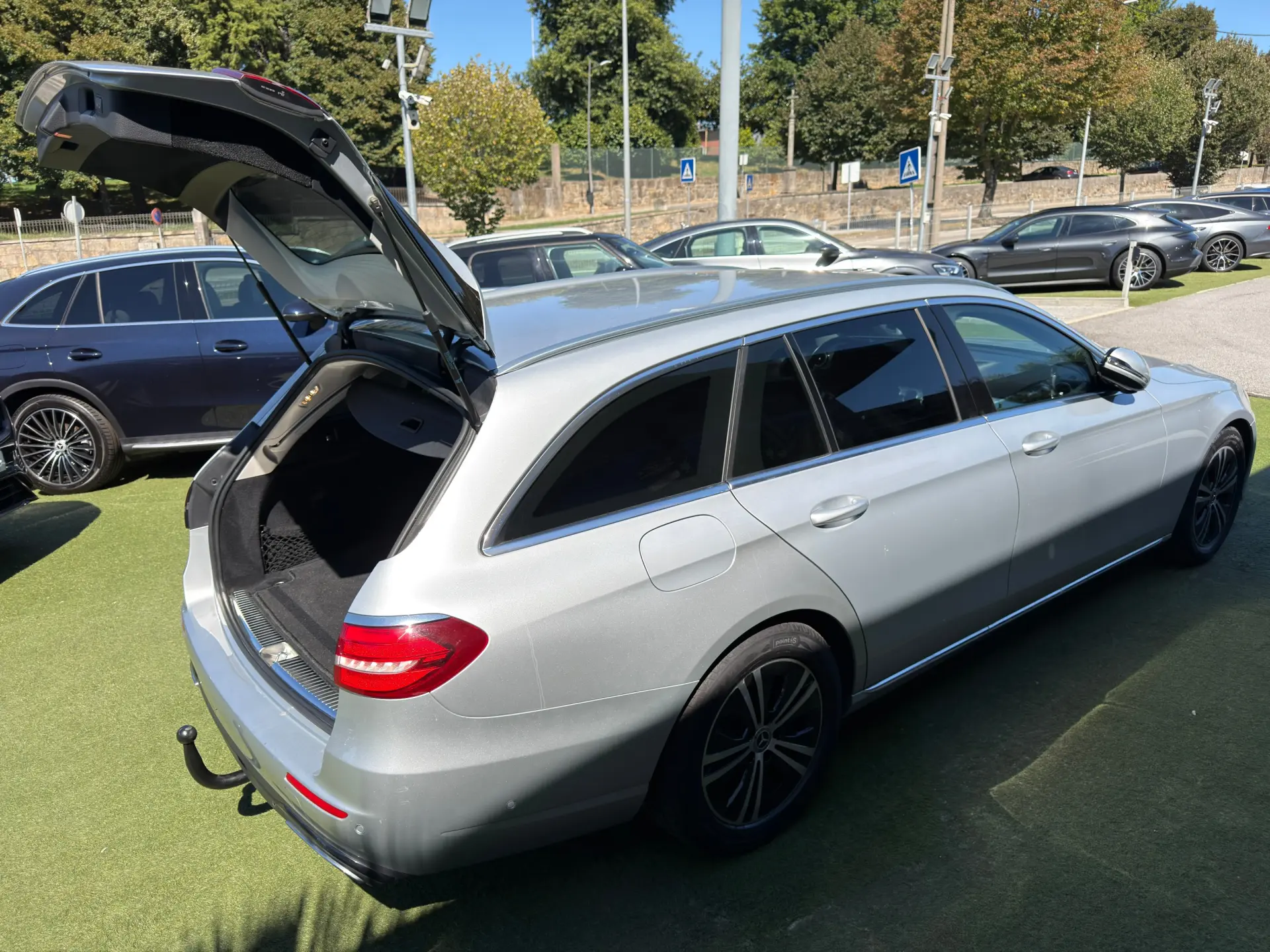 Mercedes-Benz E 220 d Avantgarde 68