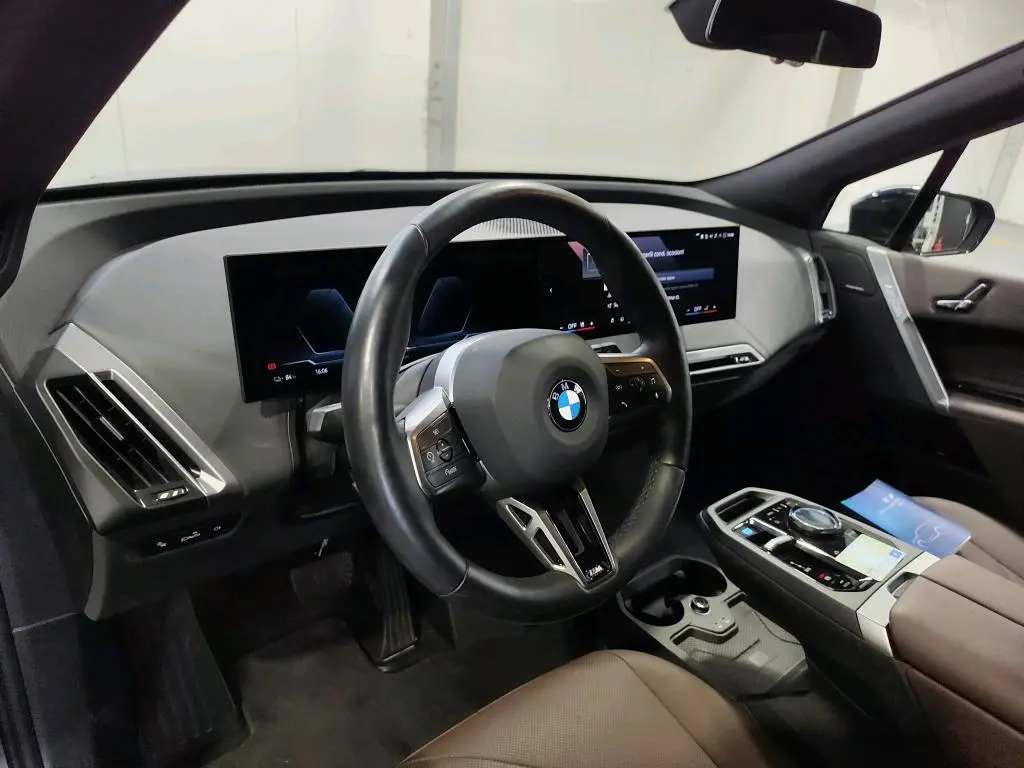 BMW iX xDrive 40 Pack Desportivo 5