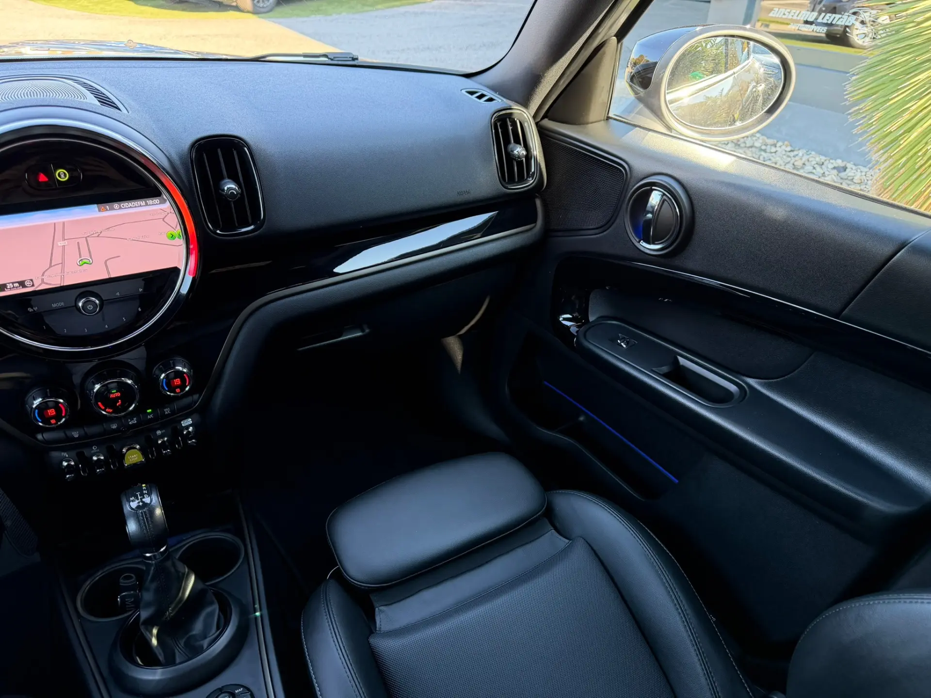 MINI Countryman Cooper SE ALL4 Auto 21