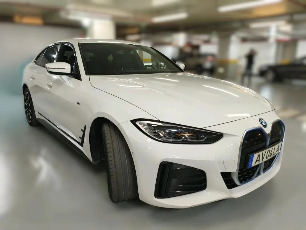 BMW i4 eDrive40 Pack Desportivo M 3