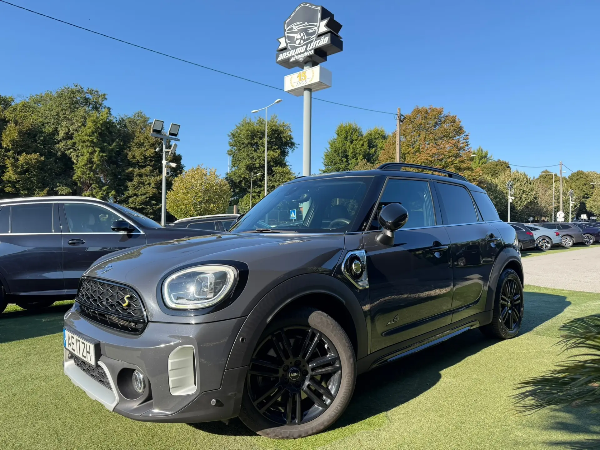 MINI Countryman Cooper SE ALL4 Auto 1