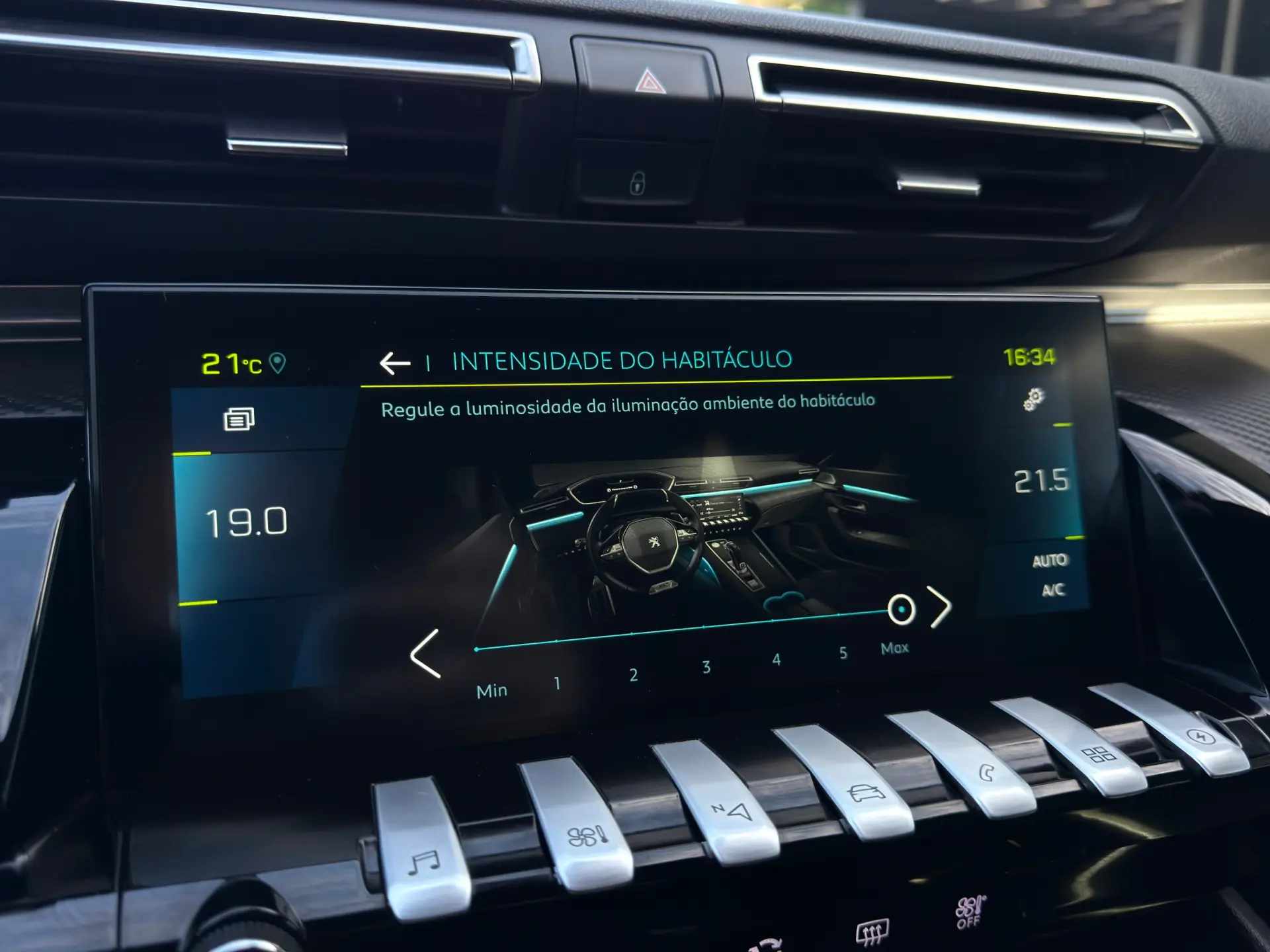Peugeot 508 SW 1.6 Hybrid Allure e-EAT8 52