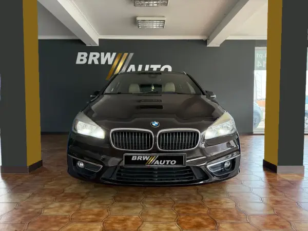 BMW 216 Active Tourer d Line Luxury 7