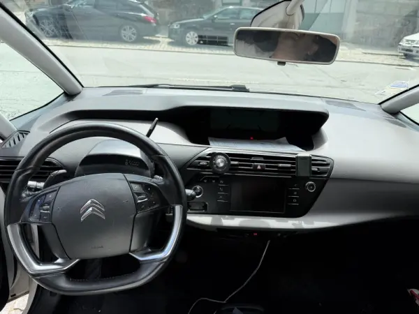 Citroen C4 Spacetourer 1.5 BlueHDi Shine EAT8 9