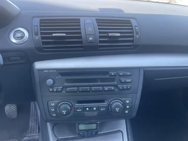 BMW 120 d Exclusive 12