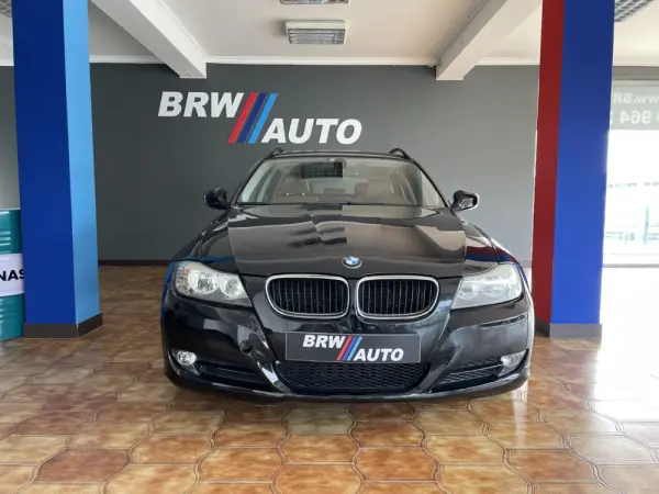 BMW 318 d Touring Navigation 8