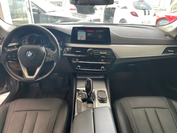 BMW 530 d Line Sport Auto 25