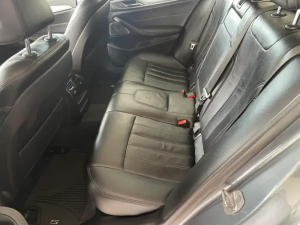 BMW 530 d Line Sport Auto 27