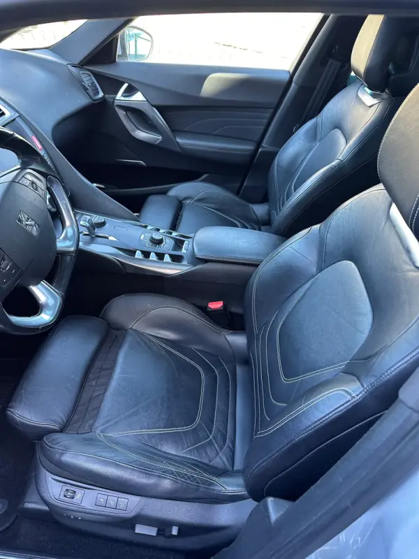 DS DS5 2.0 Hybrid4 Sport Chic 14