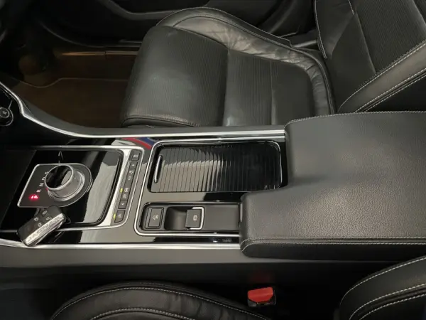 Jaguar XF 2.0 D R-Sport Aut. 19