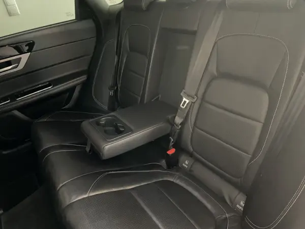 Jaguar XF 2.0 D R-Sport Aut. 30