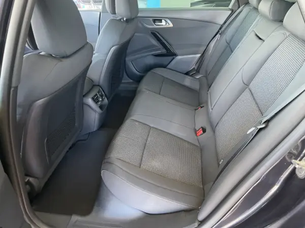 Peugeot 508 SW 1.6 e-HDi Allure 2-Tronic J18 17