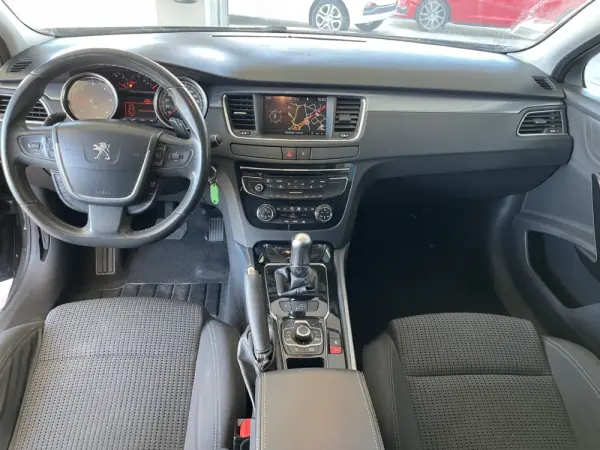 Peugeot 508 SW 1.6 e-HDi Allure 2-Tronic J18 21