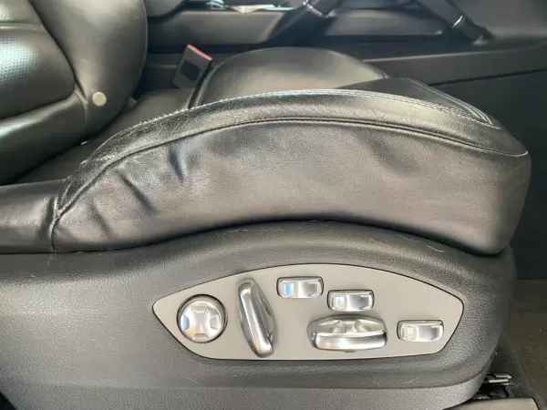 Porsche Cayenne Tiptronic 33