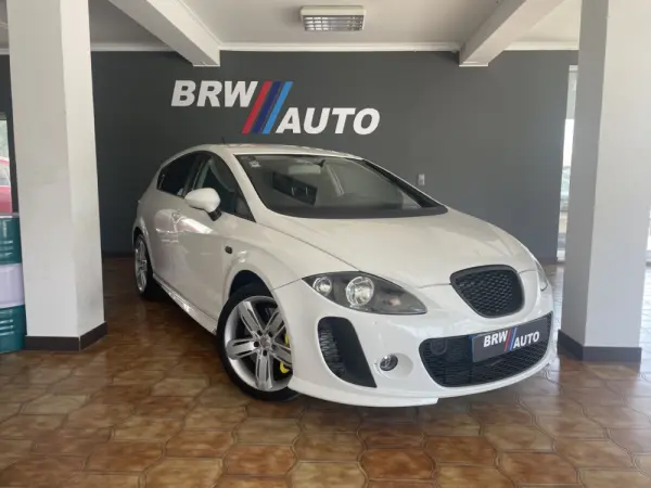 SEAT Leon 1.6 TDi Ecomotive Style by Seat Sport 7