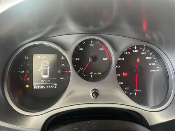 SEAT Leon 1.6 TDi Ecomotive Style by Seat Sport 21