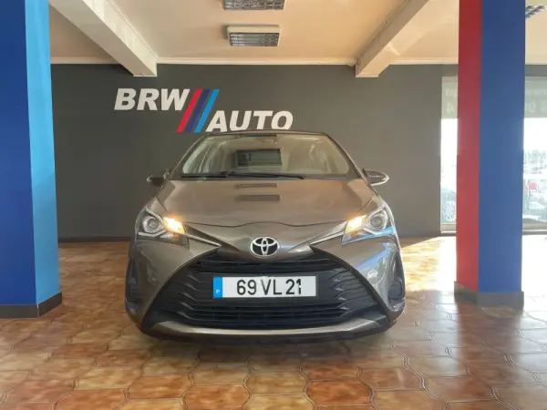 Toyota Yaris 1.0 VVT-i Comfort 7