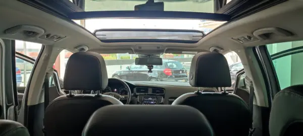 Volkswagen Golf Variant 2.0 TDi Highline 108g 16